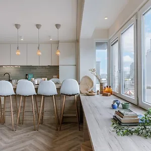 Juan - Modern 2 Bedroom In Appartement