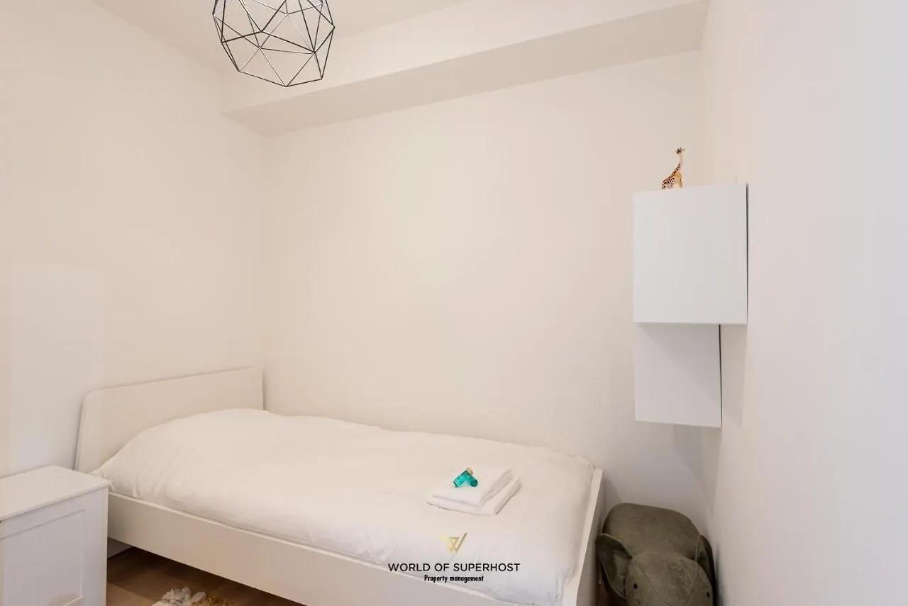 Nice Bright Apartment Near The Sea And The Marina Oostende
